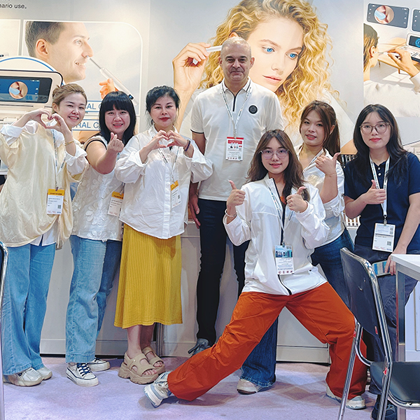 Image gallery marquee